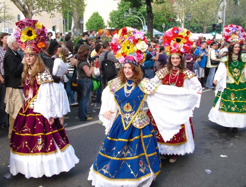Datei:KdK2010-Rios Profundos-Mutter Erde fec.jpg